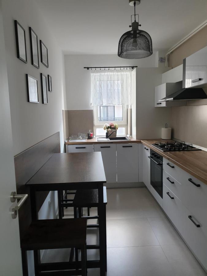 ブラショフQualis Apartament2アパートメント エクステリア 写真